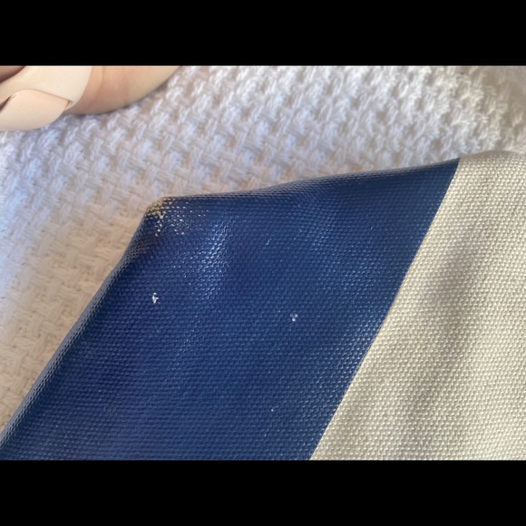 Kate Spade Tote - Picture 6 of 8